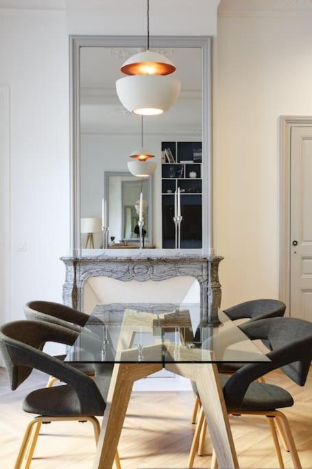 Renovated Spacious Parisian Near La Madeleine Apartment *