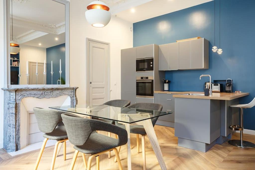 Renovated Spacious Parisian Near La Madeleine Apartment